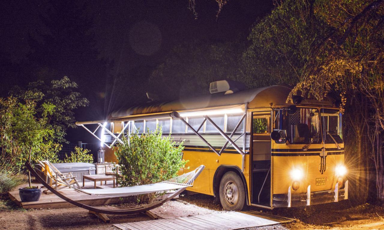 Bed And Breakfast La Grande Lauzade Le Luc Esterno foto